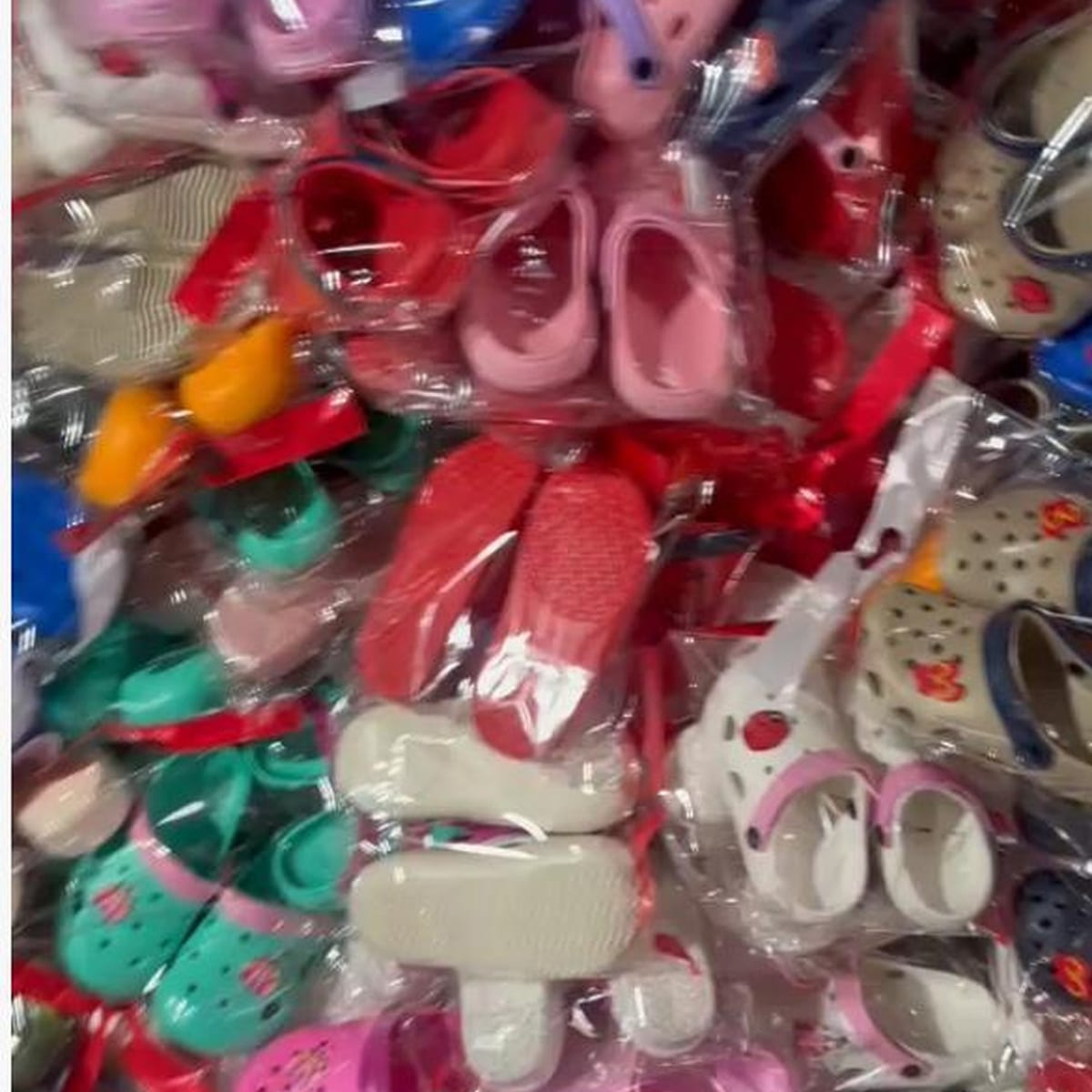 Kids' Slippers with Accessories